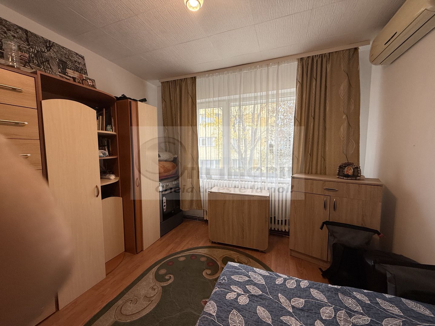 2 CAMERE TATARASI SCOALA 4 IONET TEODOREANU , GEAM LA BAIE, CENTRALA. - Poză 14