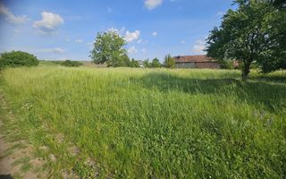 Teren intravilan 3000 mp Ernei – panorama superba, utilitati in zona - Poză 1