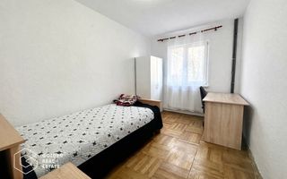 Apartament  4 camere, etaj 1, zona Vlaicu, centrală proprie, loc de parcare - Poză 4