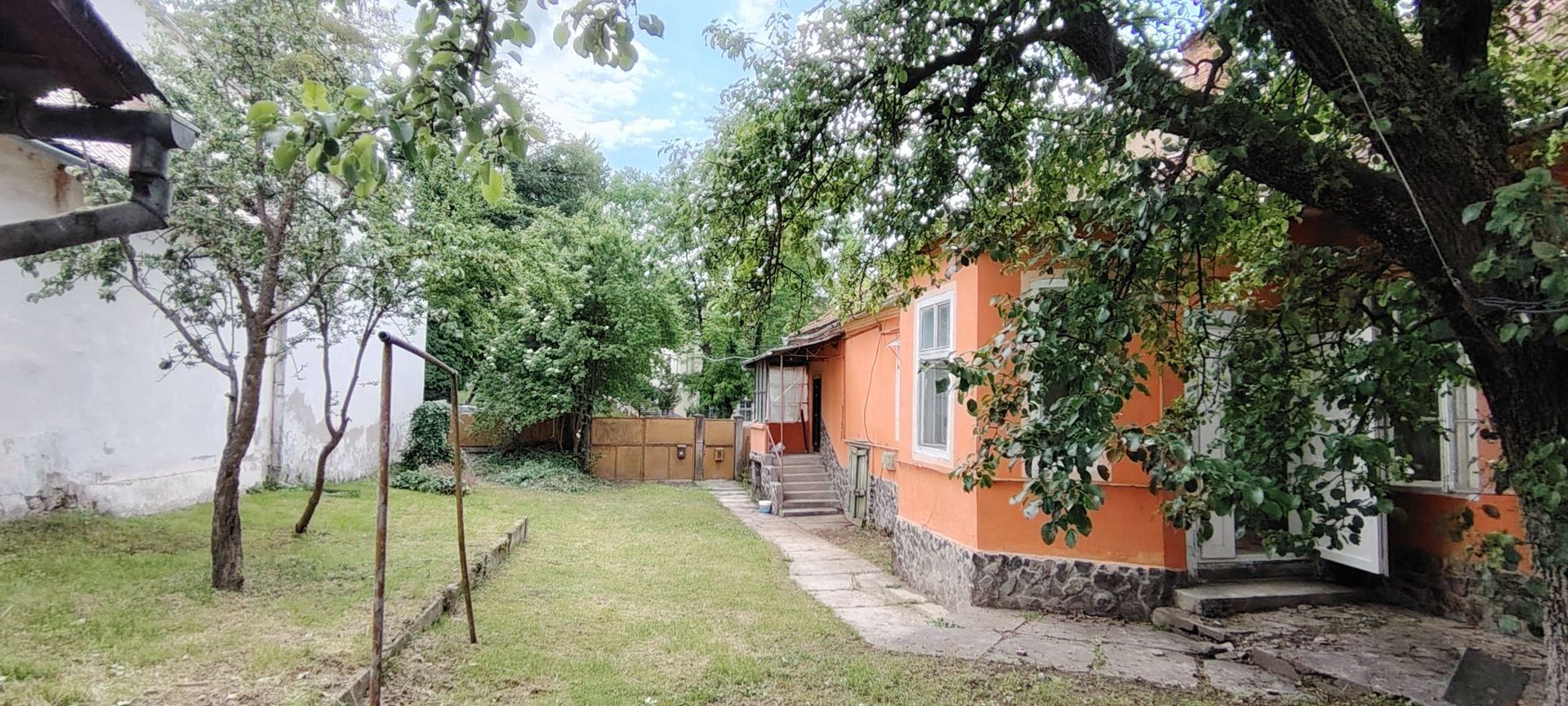 De vânzare apartament la casă, str. Nouă, Agnita - Poză 2
