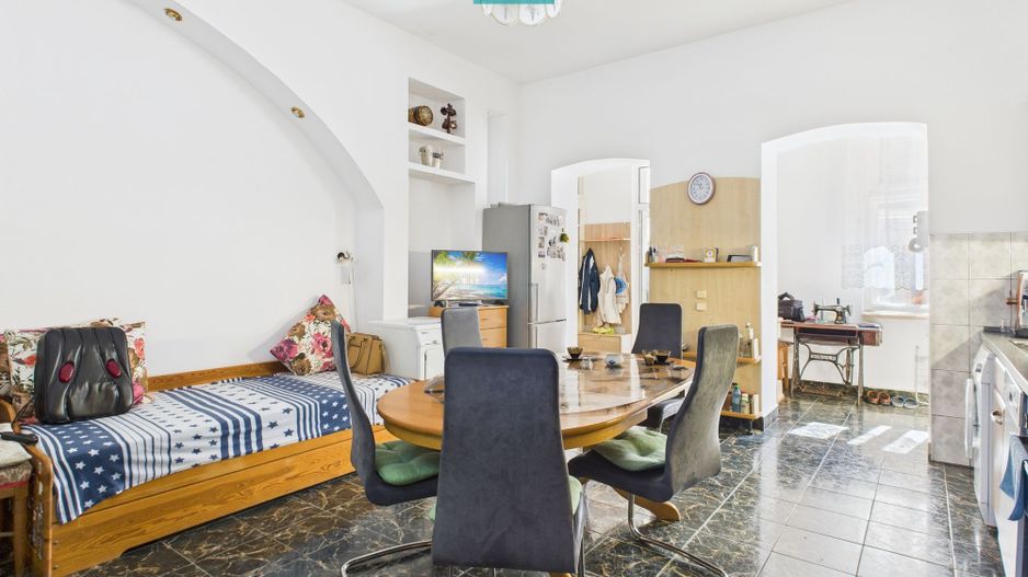 Casă cu piscină și teren generos, Sântana - Poză 17