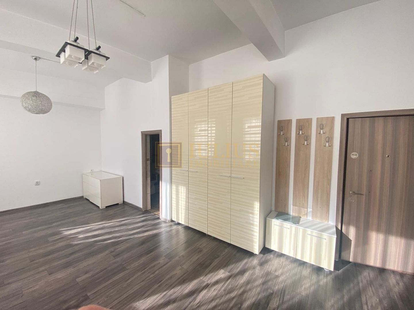 Spatiu comercial/birouri in zona accesibila - Poză 2