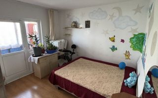 Apartament 3 camere, etaj 1, Tomesti – langa Penny Market, zona linistita - Poză 5