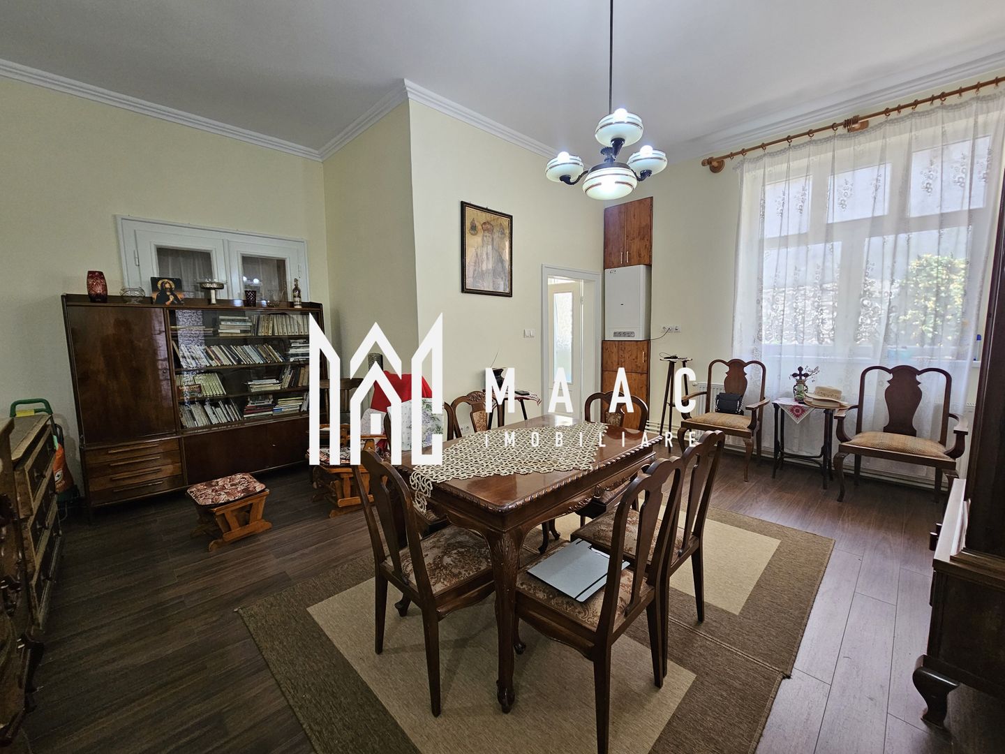 Casa 5 camere | Teren 1141 mp | Ultracentral | Saliste - Poză 1