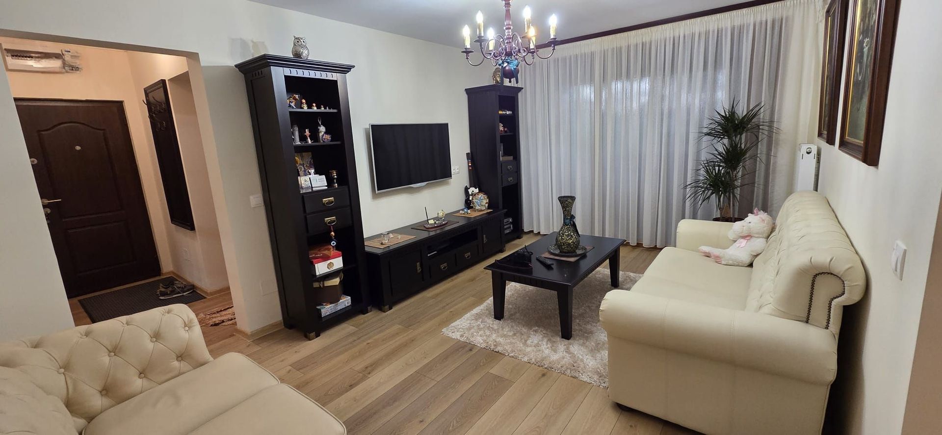 Apartament 3 camere, renovat – 67 mp – Tiglina 3 , scoala nr. 11 - Poză 1