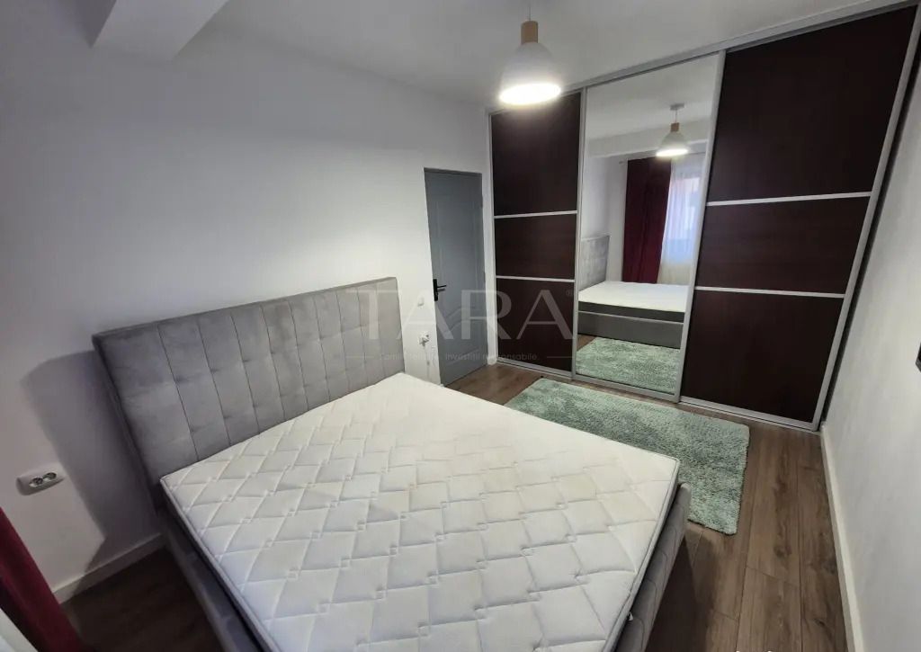 Apartament cu 3 camere, balcon și parcare – zona Panemar, Florești. - Poză 7