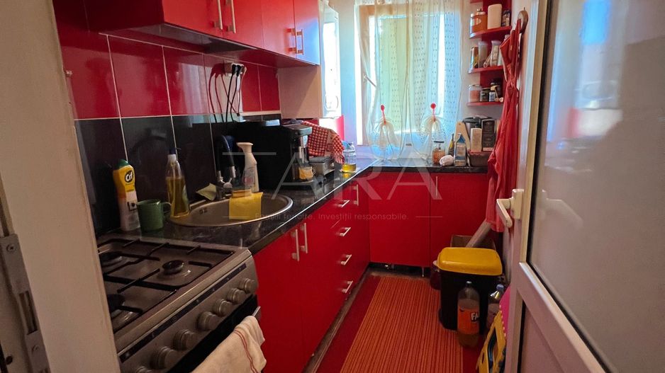 Apartament 3 camere in zona Primariei - Poză 4