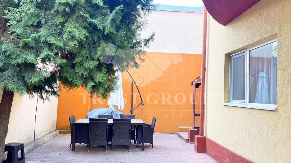 Casa de locuit | 6 camere | , 280 mp , Parcul Circului - Poză 25