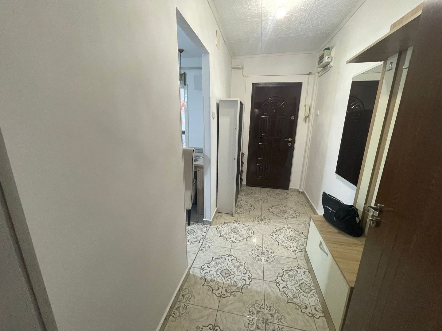 Soarelui-Gen. 30 | 3 camere | Centrala proprie | 2 balcoane - Poză 5