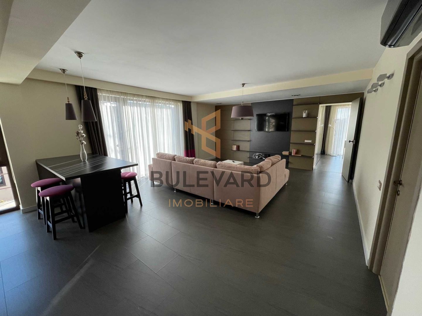 Apartament cu 2 camere in Vila, zona Iulis Mall! - Poză 2