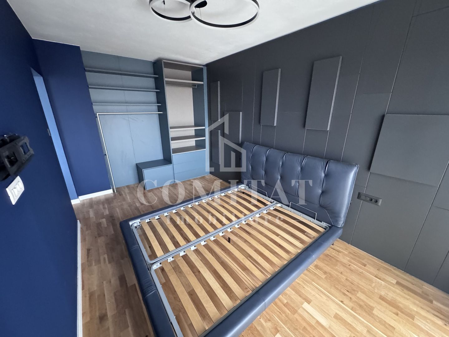 Apartament în imobil premium în zonă centrală | Parcare | Panoramă - Poză 2