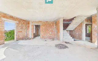 Vilă pe 3 niveluri și garaj 168mp în Zimandu Nou - Poză 15