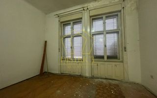 Apartament spatios in cladire istorica  cu gradina I Zona Centrala - Poză 7