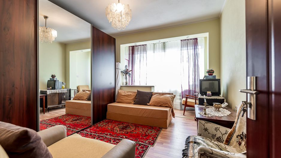Apartament cu 2 camere, în Podgoria | Eficient termic și luminos - Poză 2