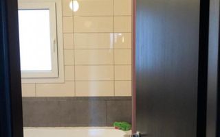 Vila mobilata si utilata, curte, terasa inchisa, parcare - Poză 8