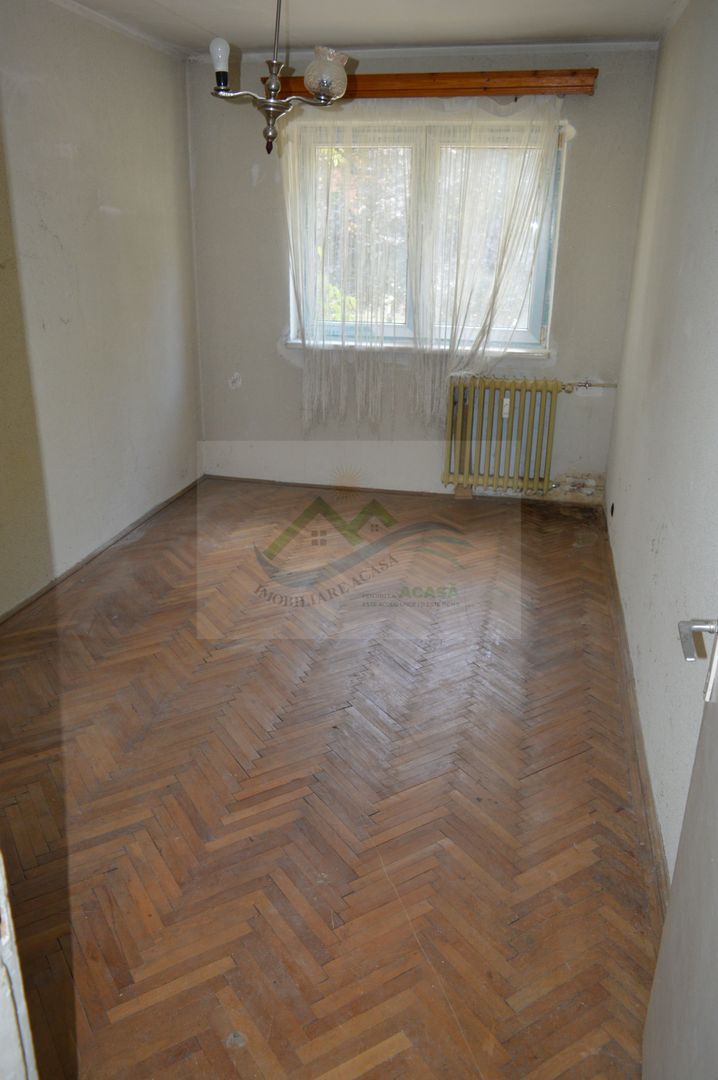Apartament cu 4 camere Marasesti/Suceava - Poză 10
