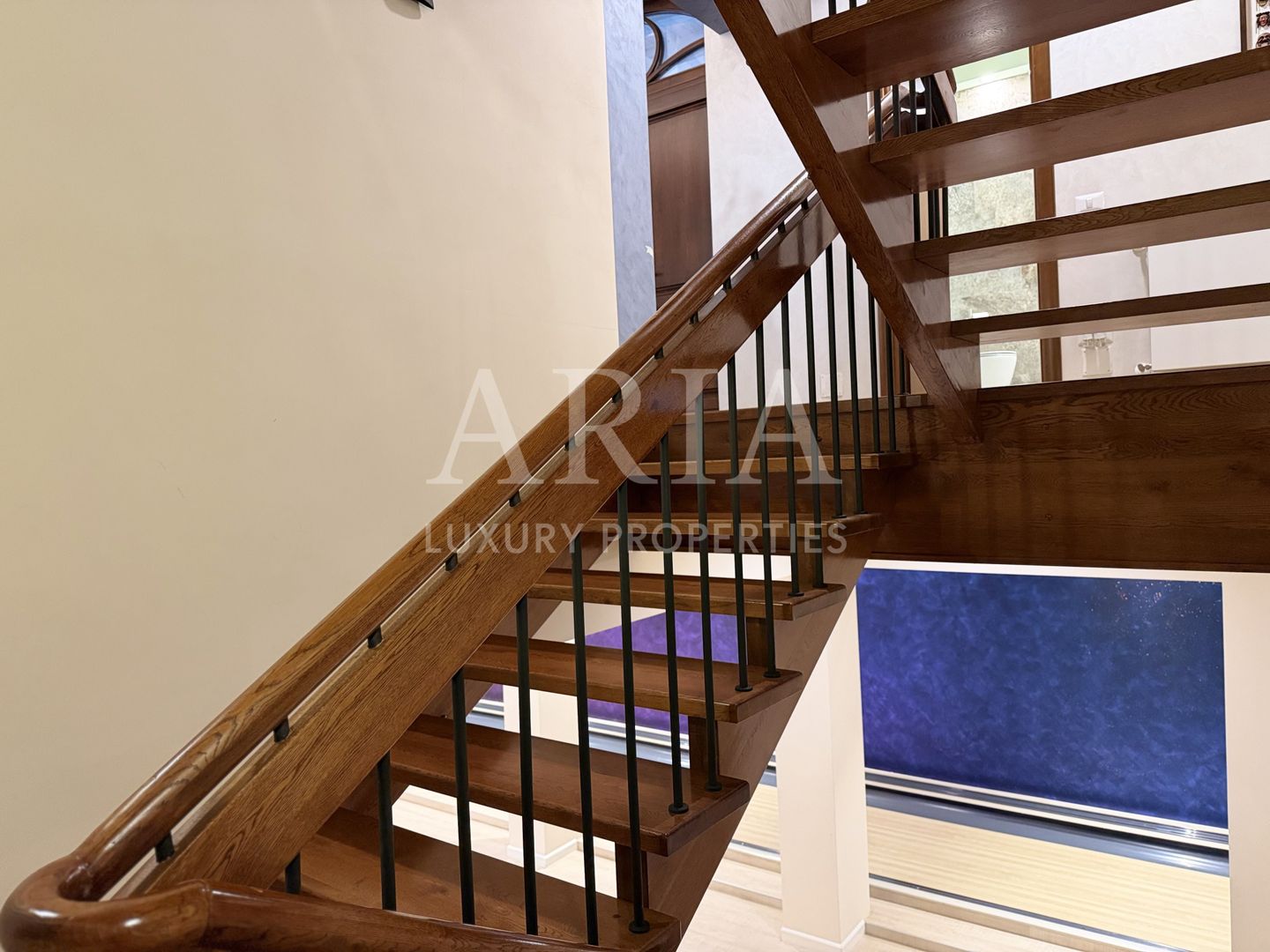 SNAGOV VILA | 36m DESCHIDERE LA LAC | PONTON 250mp | JACUZZI | SPA | BOWLING - Poză 10