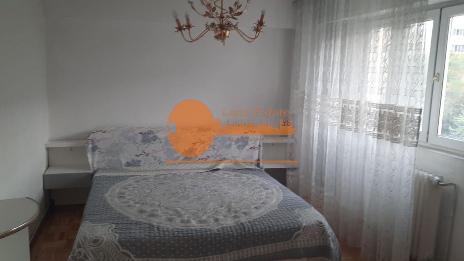 Apartament 5 camere spațios – 96 mp utili | Decomandat | Etaj 5/10 - Poză 3