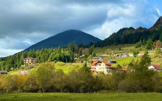 Teren de vanzare in Colibita , 500-6000 mp - Poză 1