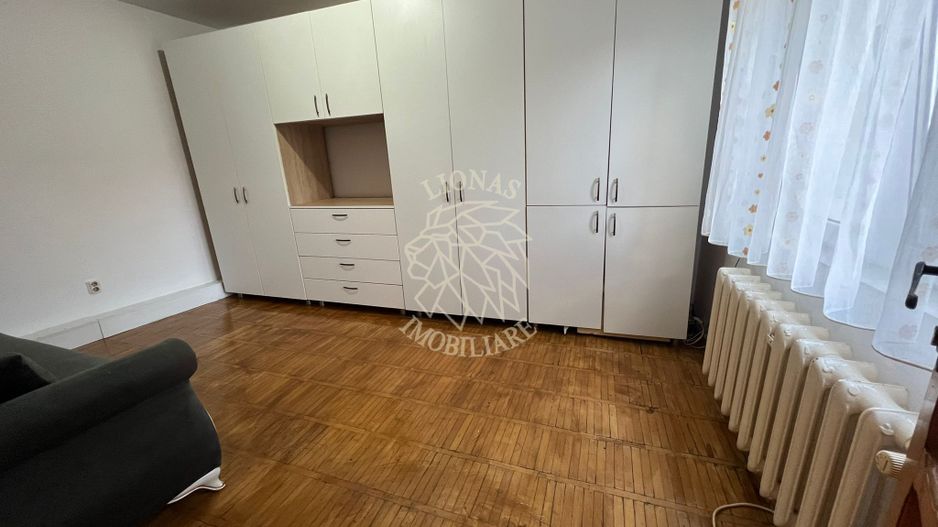 Garsoniera 21 mp-curte comuna-parter-Zona Spalatoria Mara - Poză 2