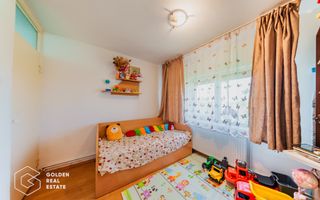 Apartament 3 camere, decomandat, Confectii, comision 0% - Poză 9