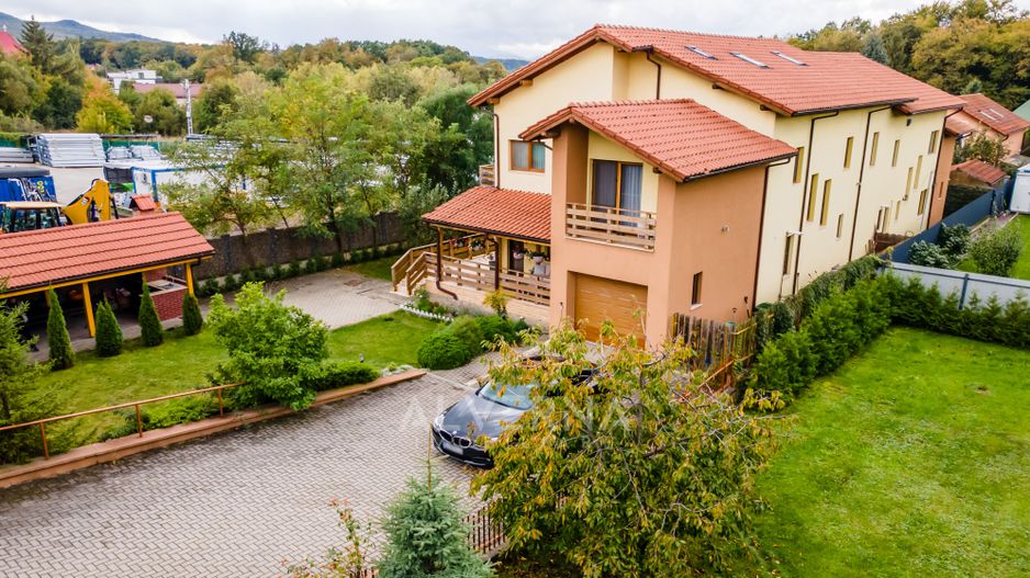 Casa individuala 268mp | 4 dormitoare + studio | 1100mp teren | Faget - Poză 2