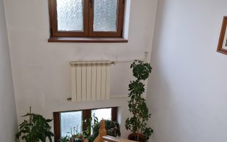 Casă spațioasă, cu teren generos – Alexandria, jud. Teleorman - Poză 10