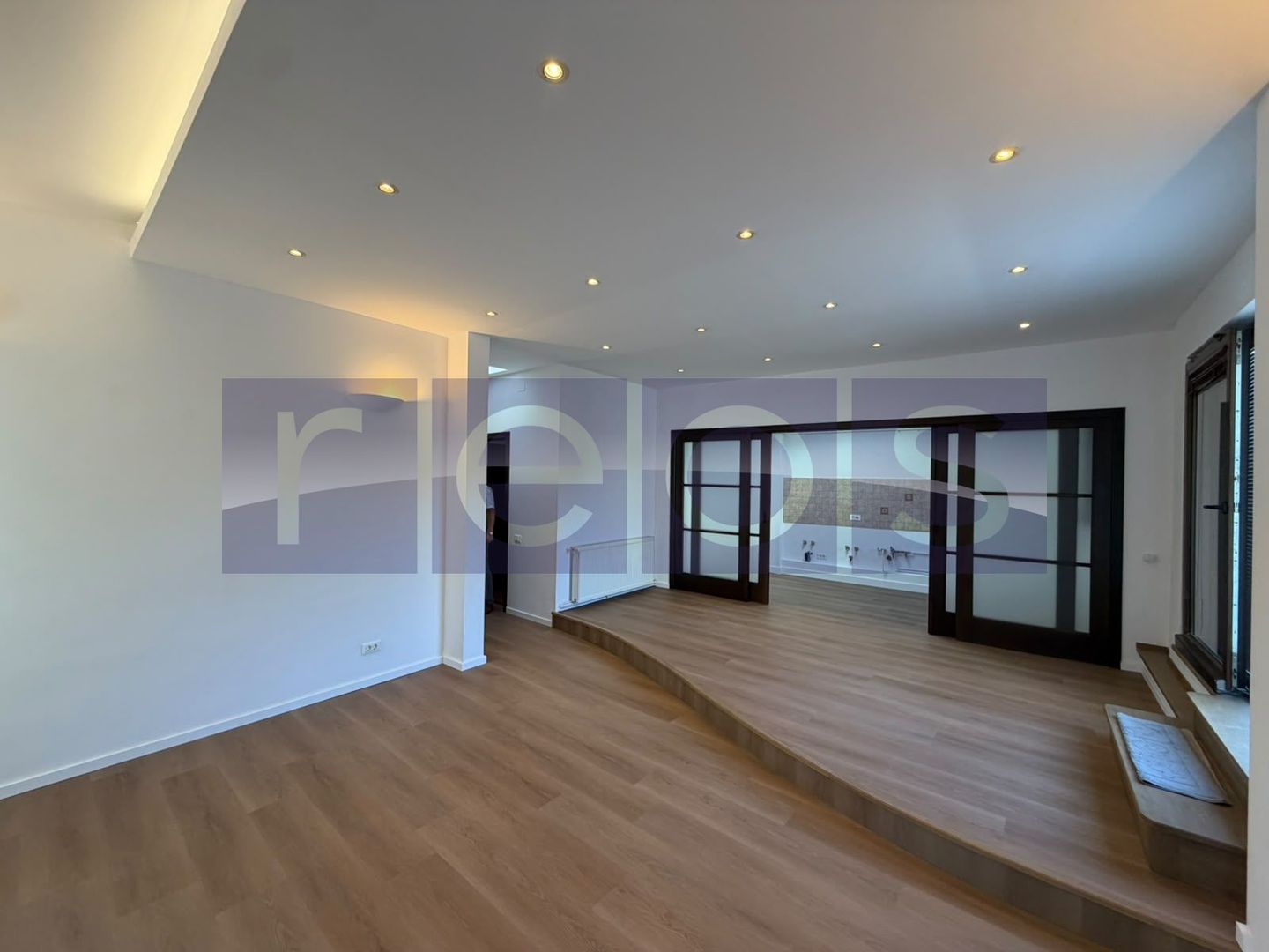 VANZARE APARTAMENT IN VILA | PARC KISELEFF | 134MP | NOU RENOVAT | - Poză 2