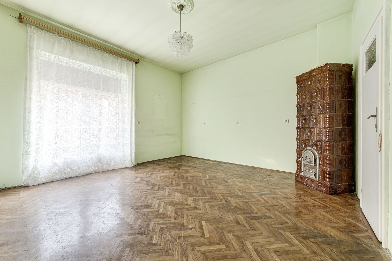 Apartament pe Bulevardul Decebal - Poză 3