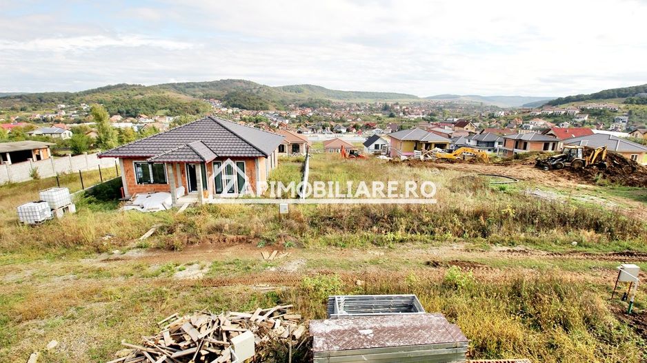 Casa 5 camere,3 băi,la cheie,138 mp,528mp teren,0% comision - Poză 4