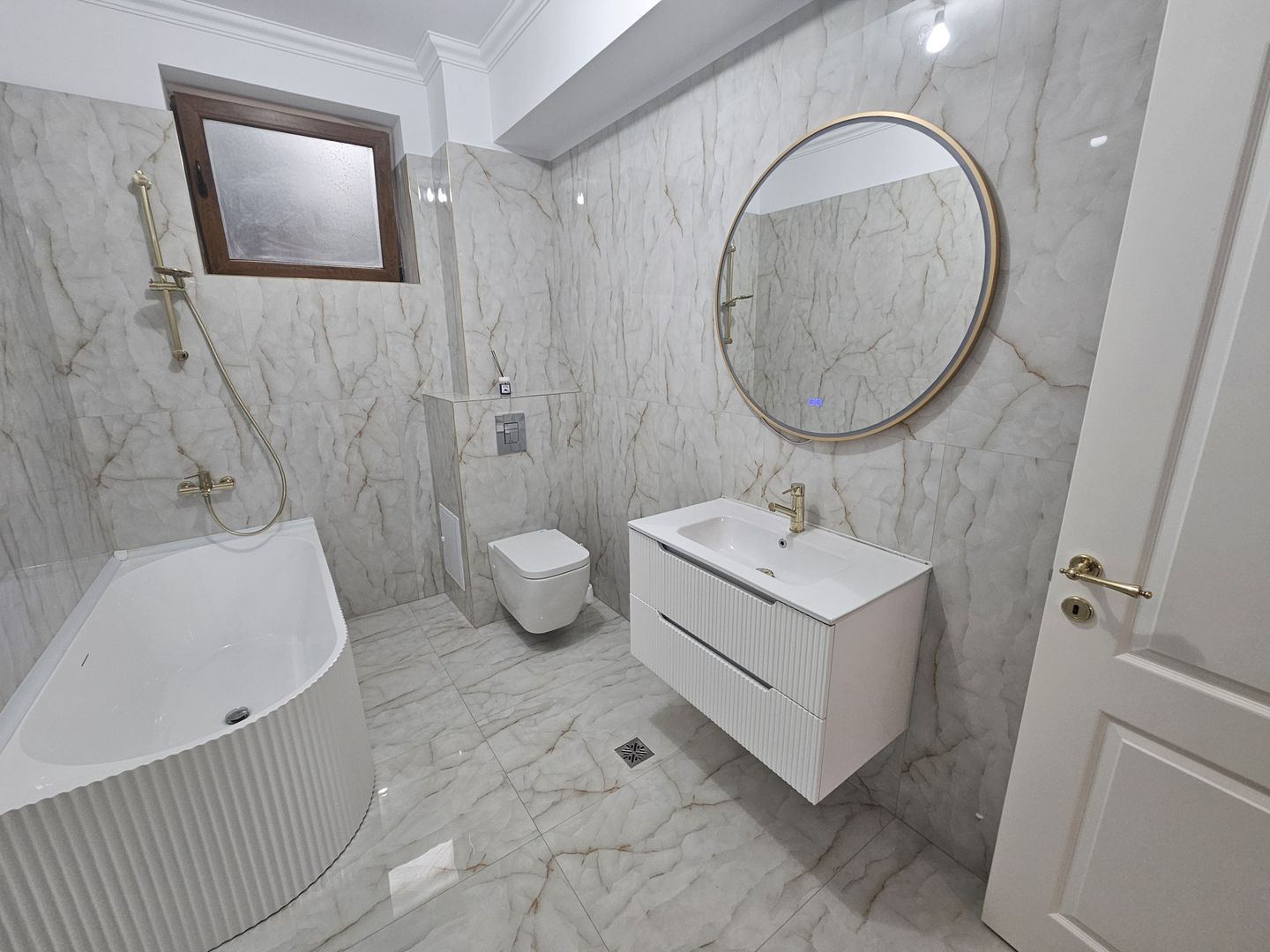Apartament 3 camere Bucurestii Noi - Poză 7