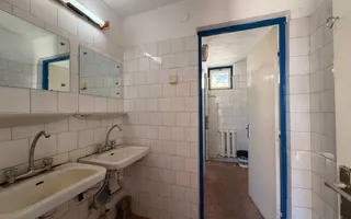 Hala industrială+spații administrative- Str. Tractorului - Poză 17