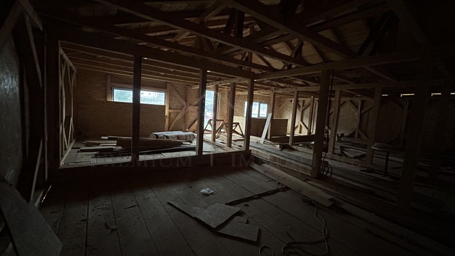 Casa de vanzare in Slanic Moldova . - Poză 10