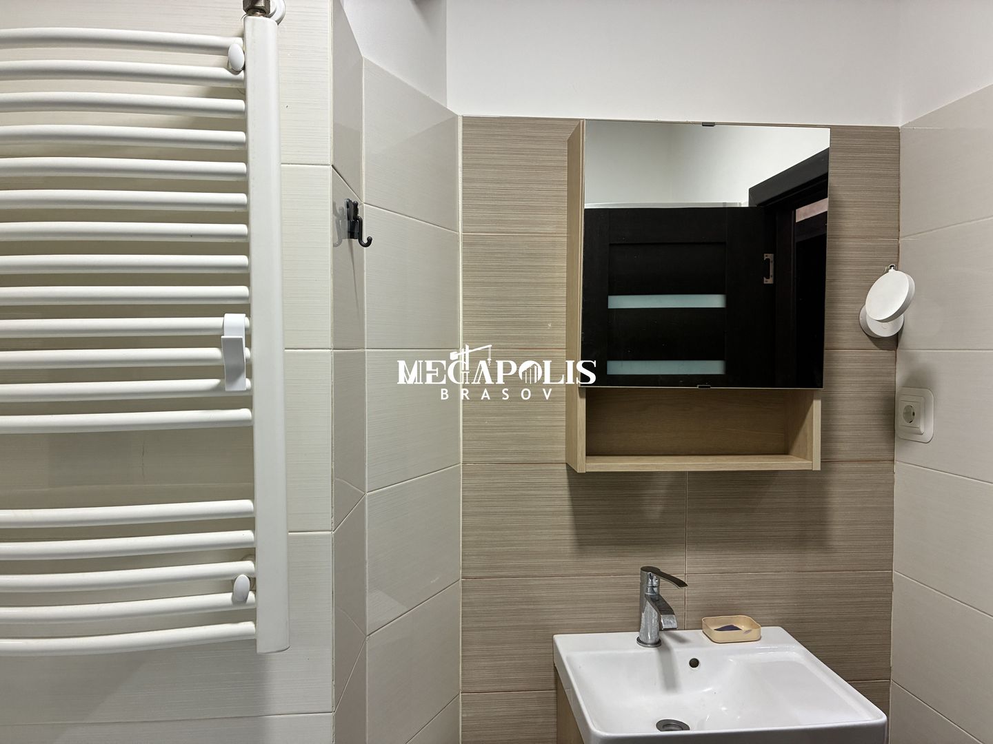 Garsonieră / Brașovul vechi / Perfectă pentru studenți - Poză 6