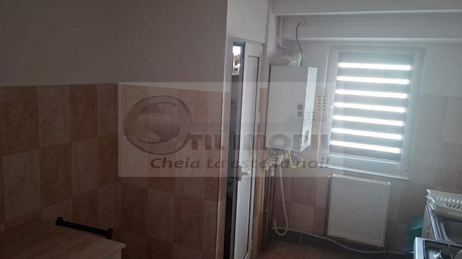 Apartament 2 camere decomandat - Tudor Neculai - 114.000 euro ! - Poză 6