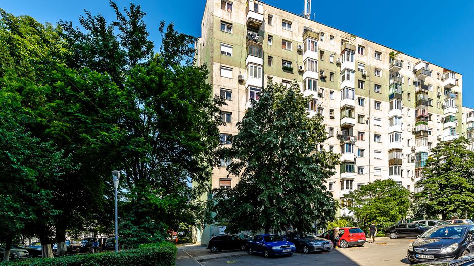 Apartament cu 3 camere , zona Fortuna - Poză 2