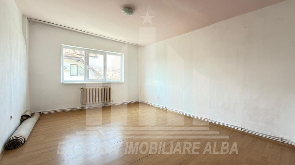 Garsoniera de vanzare | 32 mp | Etaj 2 | Cetate - Poză 1