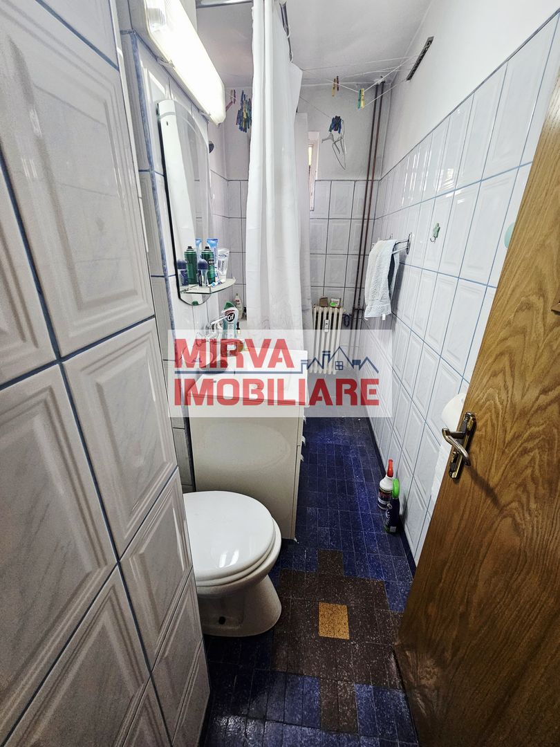 Vanzare apartament 2 camere, mobilat si utilat, zona Vest - Poză 11