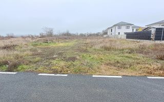 Dragomiresti Deal, utilitati la teren, asfalt, stb,pretabil investitie - Poză 1