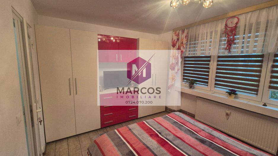 Vand apartament in centru - Poză 5