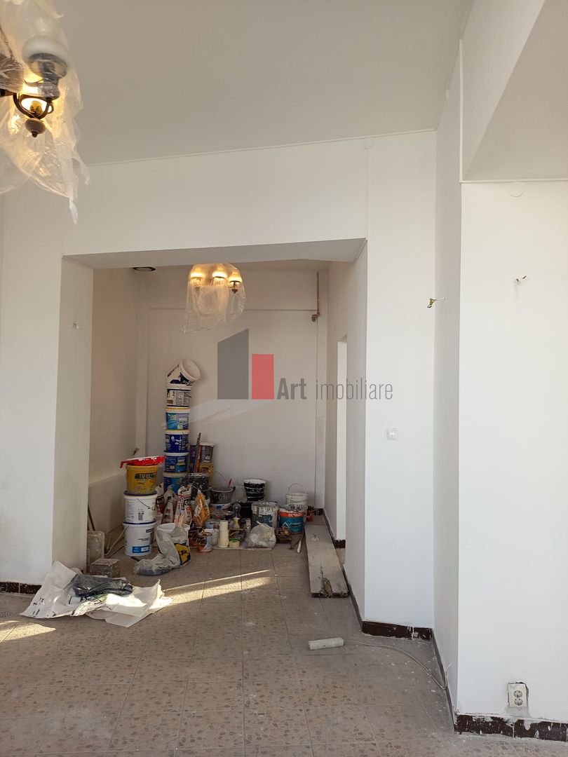 Vila  de inchiriat recent renovata - Poză 31