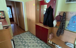 Apartament cu 3 camere – 71 m.p.- Nicolina 2, geam la baie - Poză 10