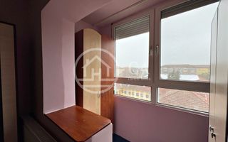 Apartament cu 2 camere de vanzare in zona Nufarul, Oradea - Poză 2