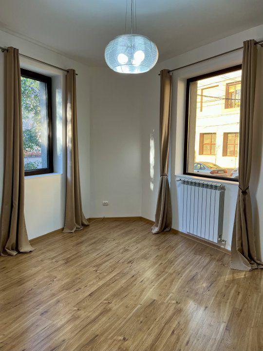 Unirii zona Marriott, Casa/Vila P+1+curte, Comercial sau Rezidential - Poză 10