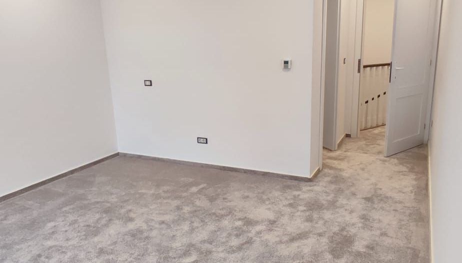 CASA Individuala   Superfinisata in Andrei Muresanu Sud - Poză 15