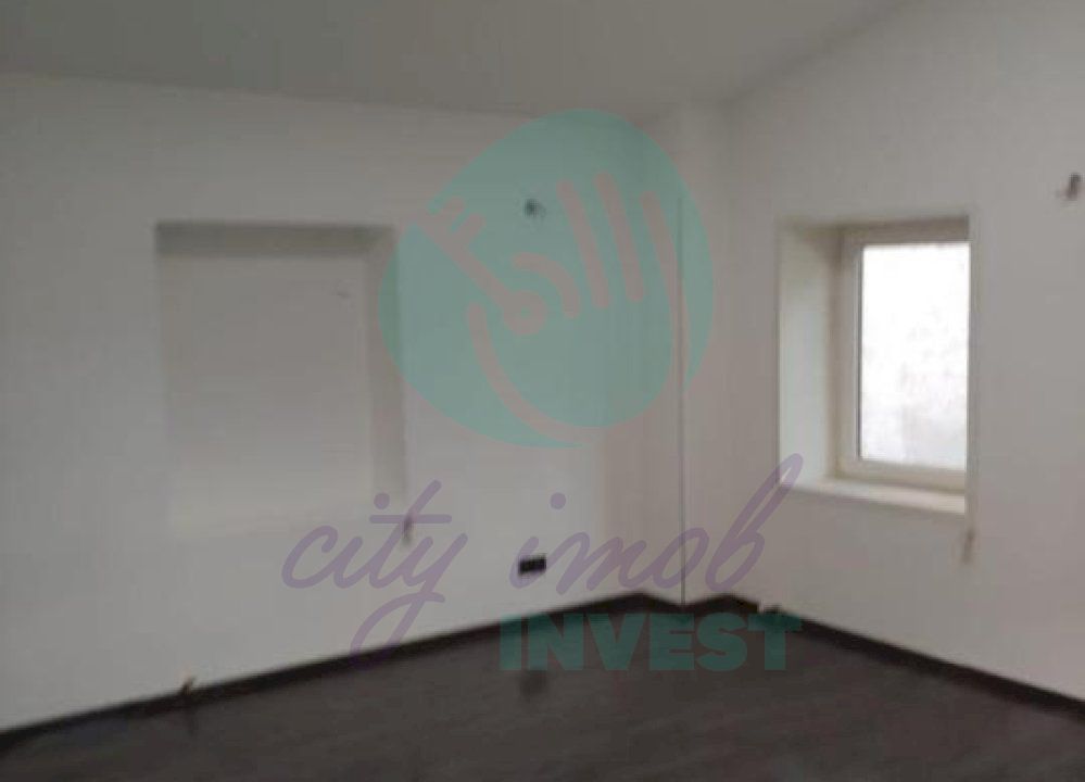 Casa consolidata in anul 2003 - spatiu comercial - Poză 9