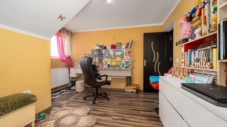 Casă cu 3 dormitoare și două băi, an construcție 2018 - Poză 18