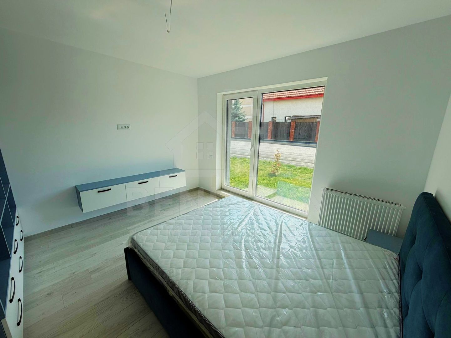 2 Camere-Coresi-Parcare subterana-55mp-Nelocuit-Mobilat-Utilat-Liber - Poză 4