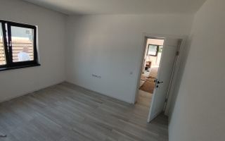 Casa 4 camere Darza - Poză 9
