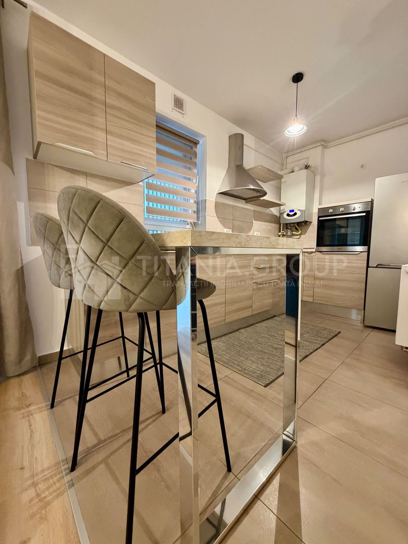 Apartament 2 camere, parcare - Kasper Coresi - Poză 5